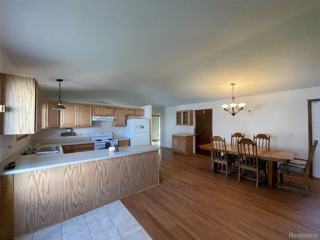 21773 Rockwell Street Farmington Hills City MI 48336