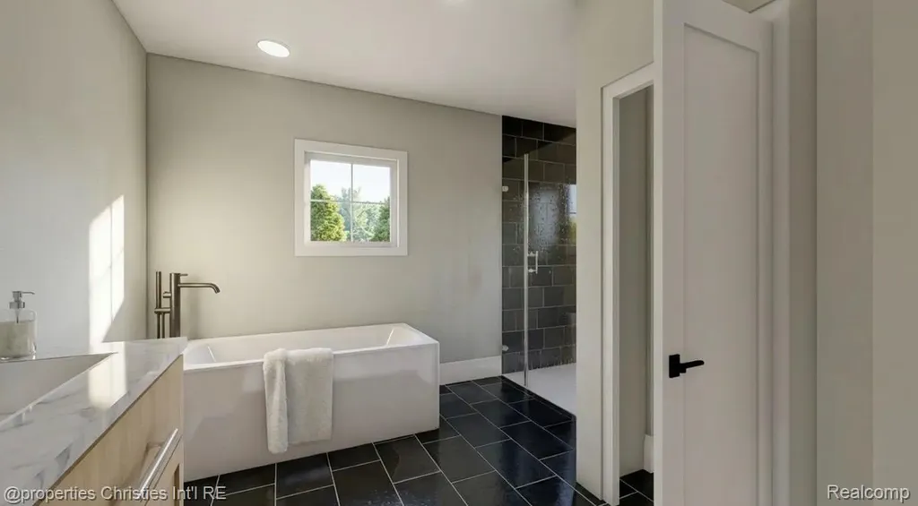 205 Peregrine Street Rochester Hills City MI 48309