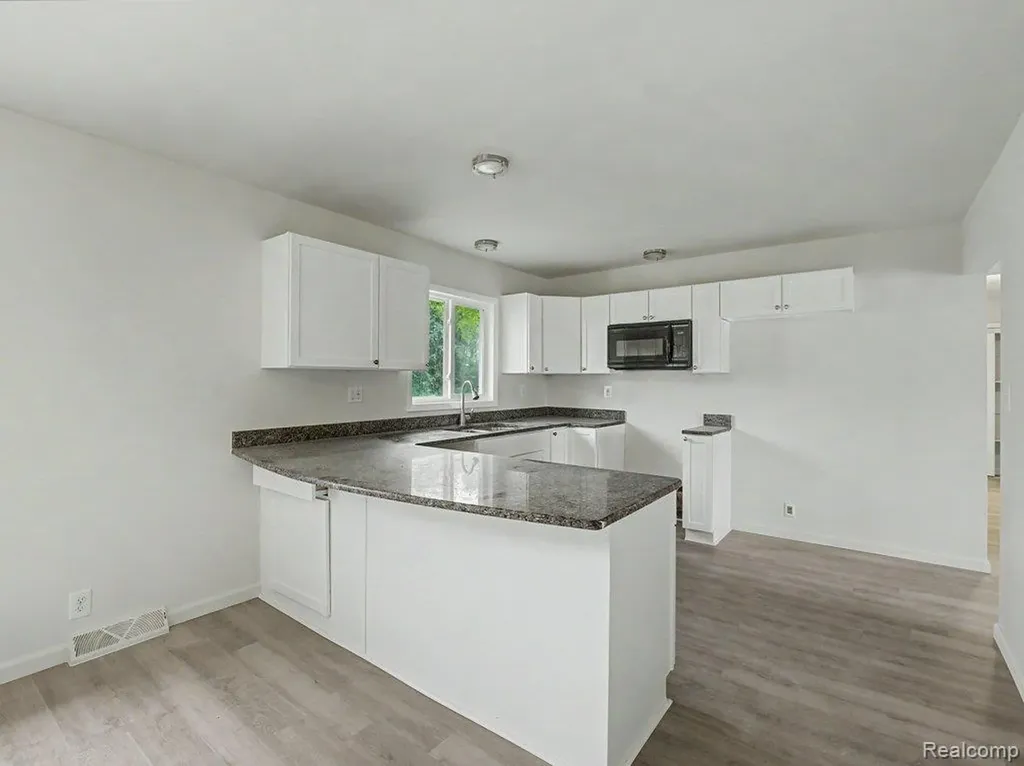 11414 N Lewis Road Thetford Township MI 48420