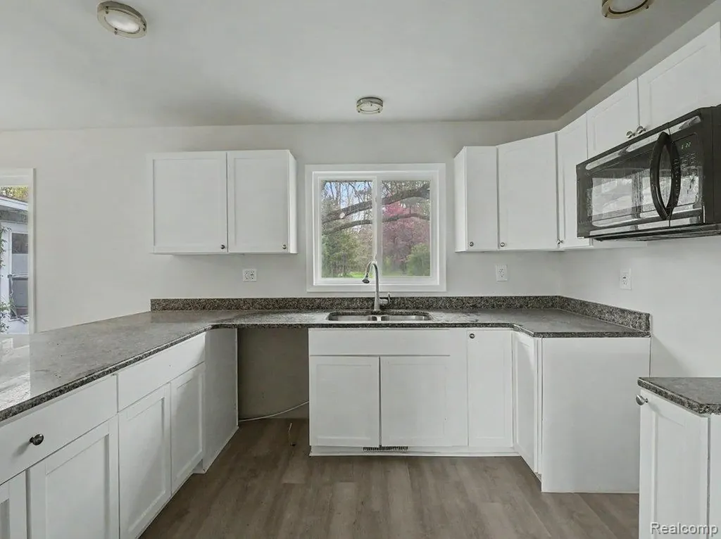 11414 N Lewis Road Thetford Township MI 48420