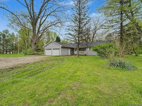 11414 N Lewis Road Thetford Township MI 48420