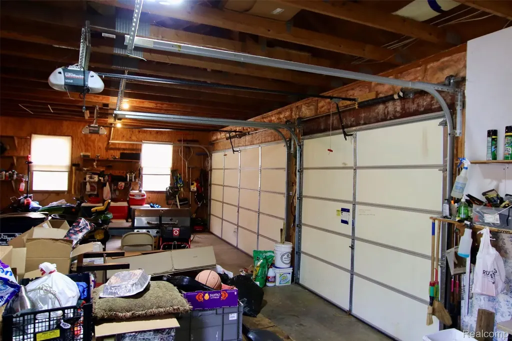 2757 N Tipsico Lake Road Hartland Township MI 48353