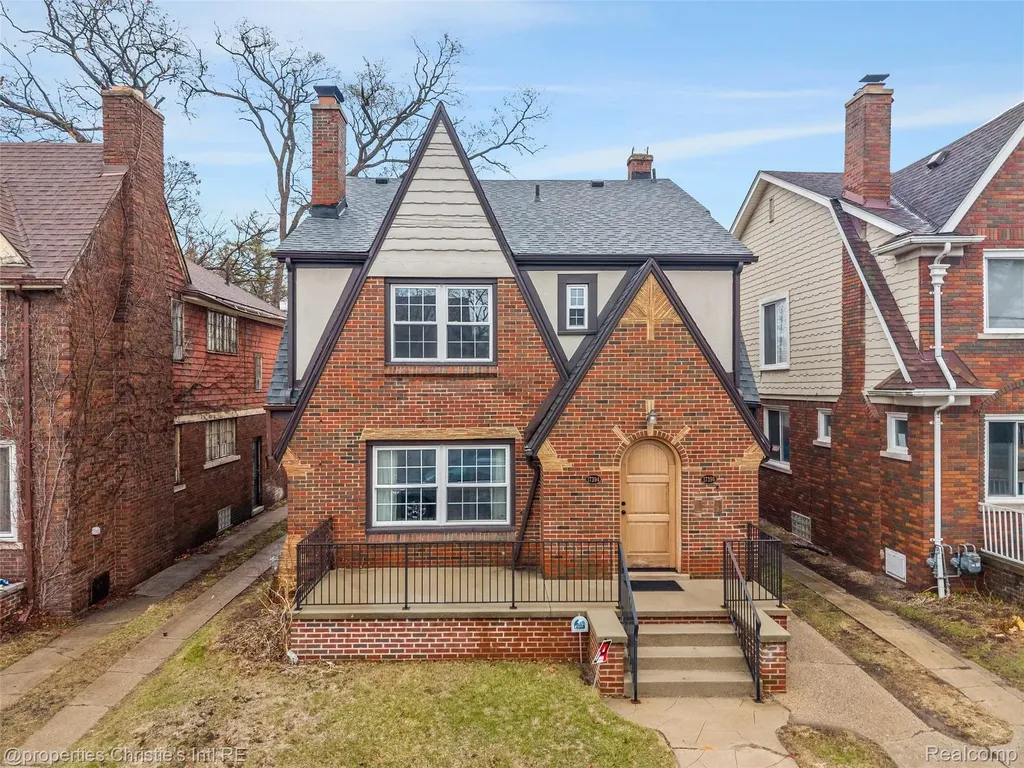 17394 Warrington Drive Detroit City MI 48221