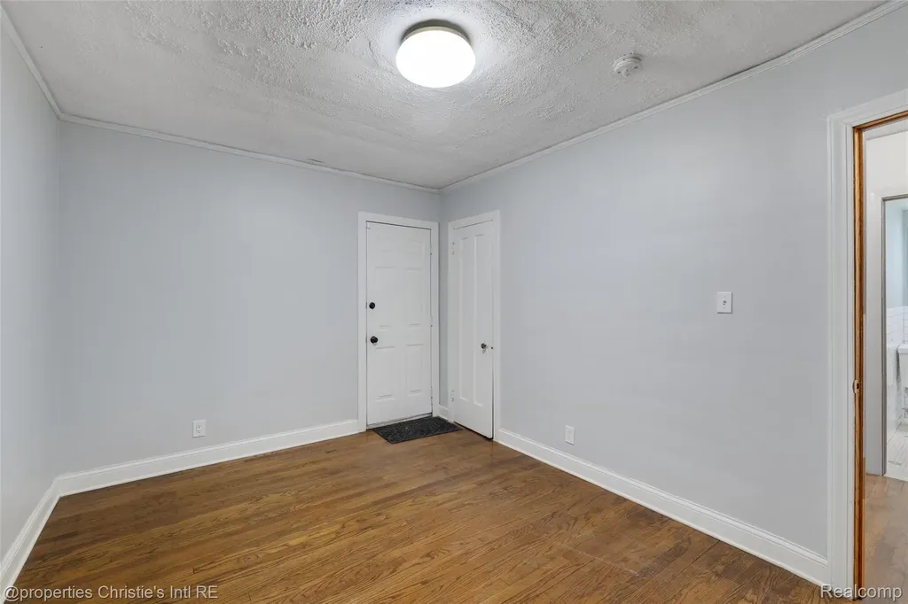 17394 Warrington Drive Detroit City MI 48221