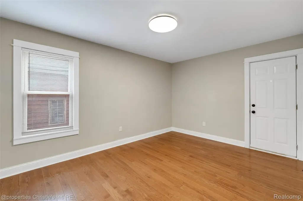 17394 Warrington Drive Detroit City MI 48221