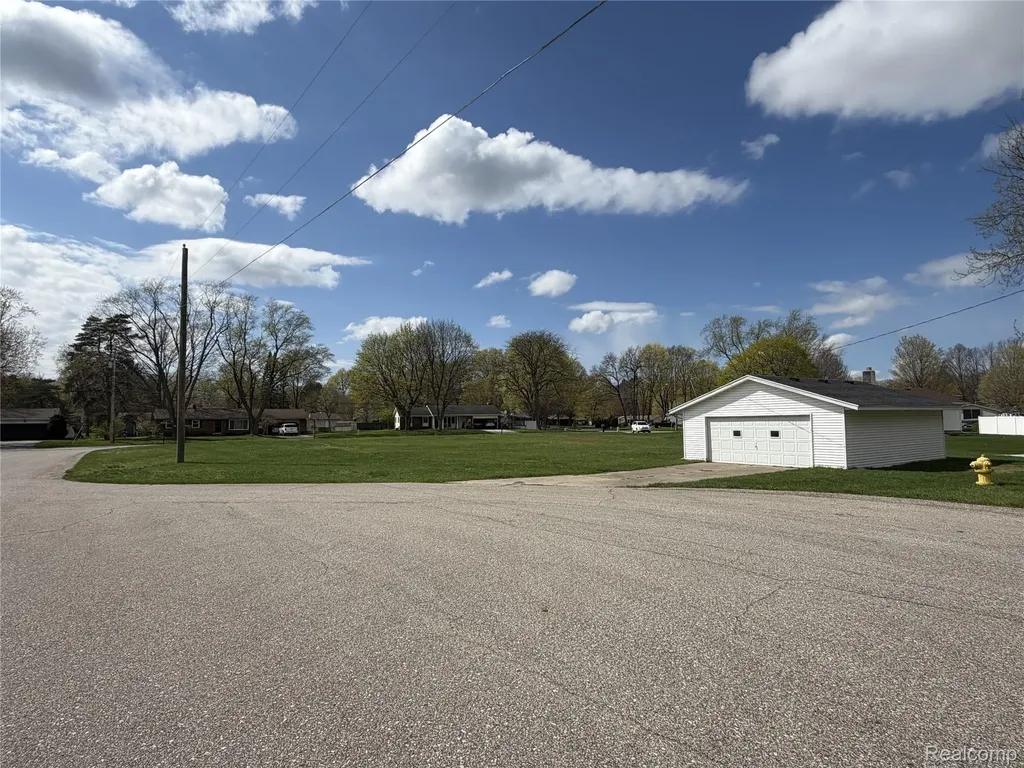 6912 Lynn Ann Drive Georgetown Charter Township MI 49426