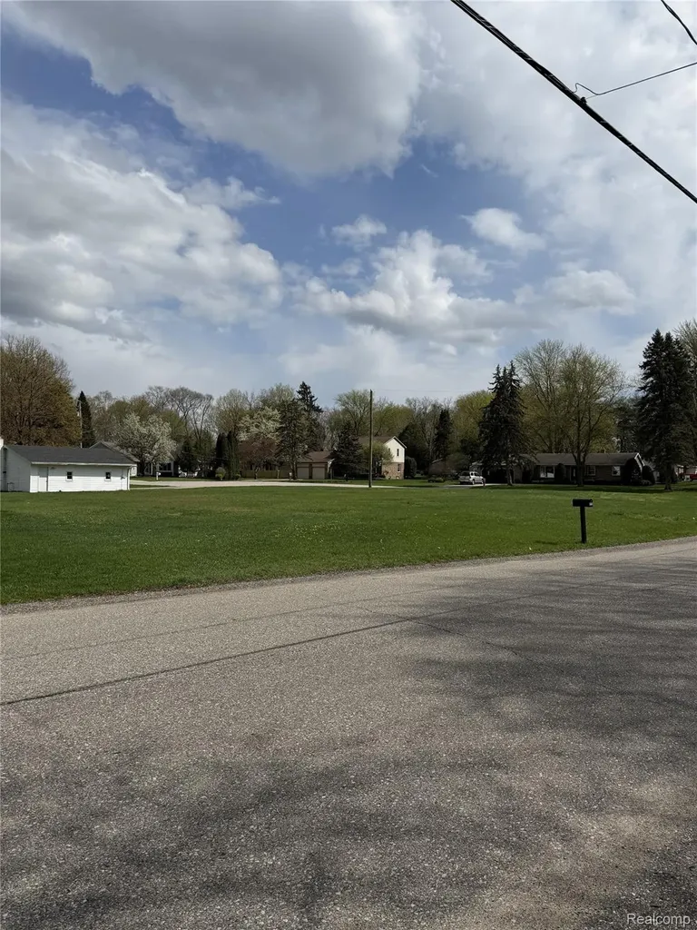 6912 Lynn Ann Drive Georgetown Charter Township MI 49426