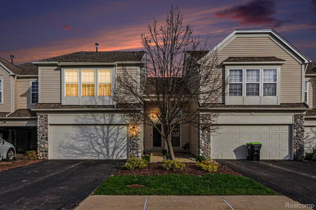 534 Dockside Circle Holly Township MI 48442