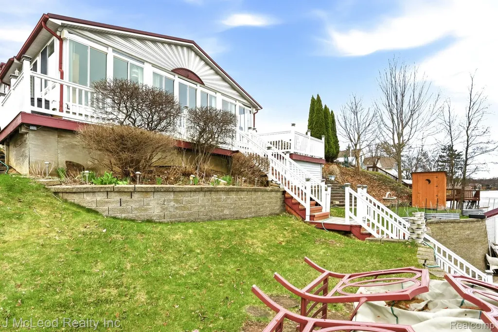 3021 Huston Drive Millington Township MI 48746