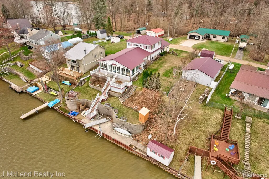 3021 Huston Drive Millington Township MI 48746
