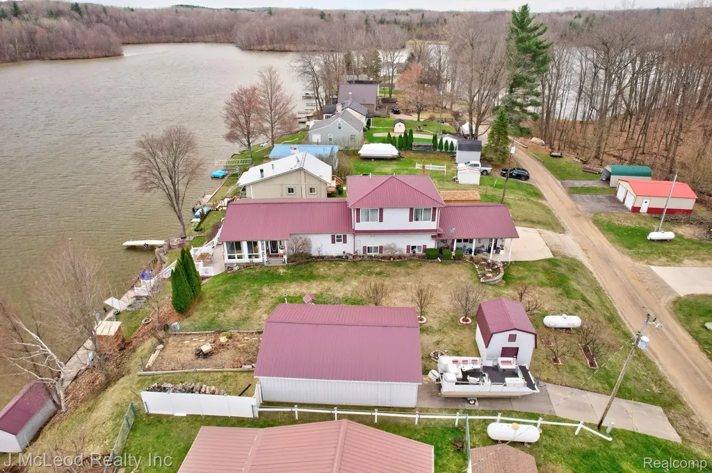 3021 Huston Drive Millington Township MI 48746