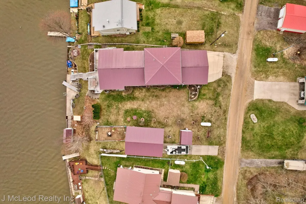 3021 Huston Drive Millington Township MI 48746