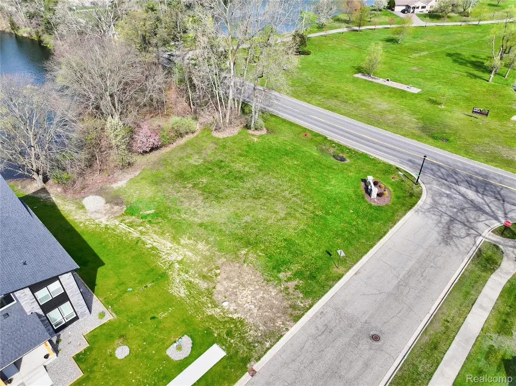 2745 Maritime Drive Delhi Charter Township MI 48911