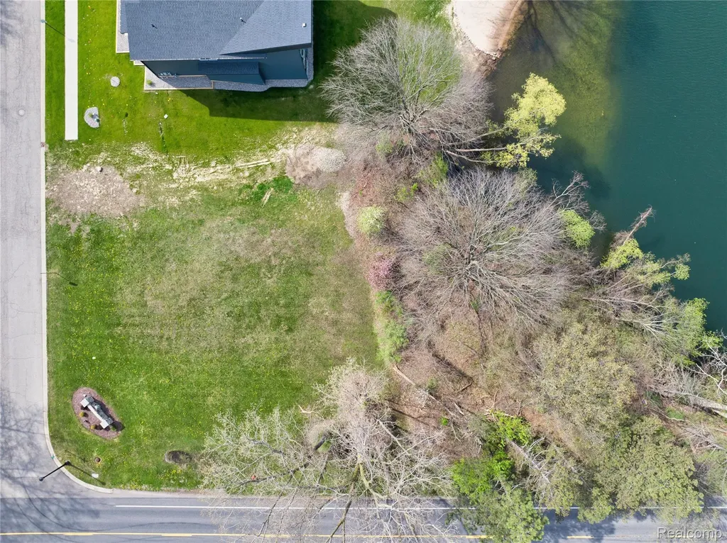 2745 Maritime Drive Delhi Charter Township MI 48911