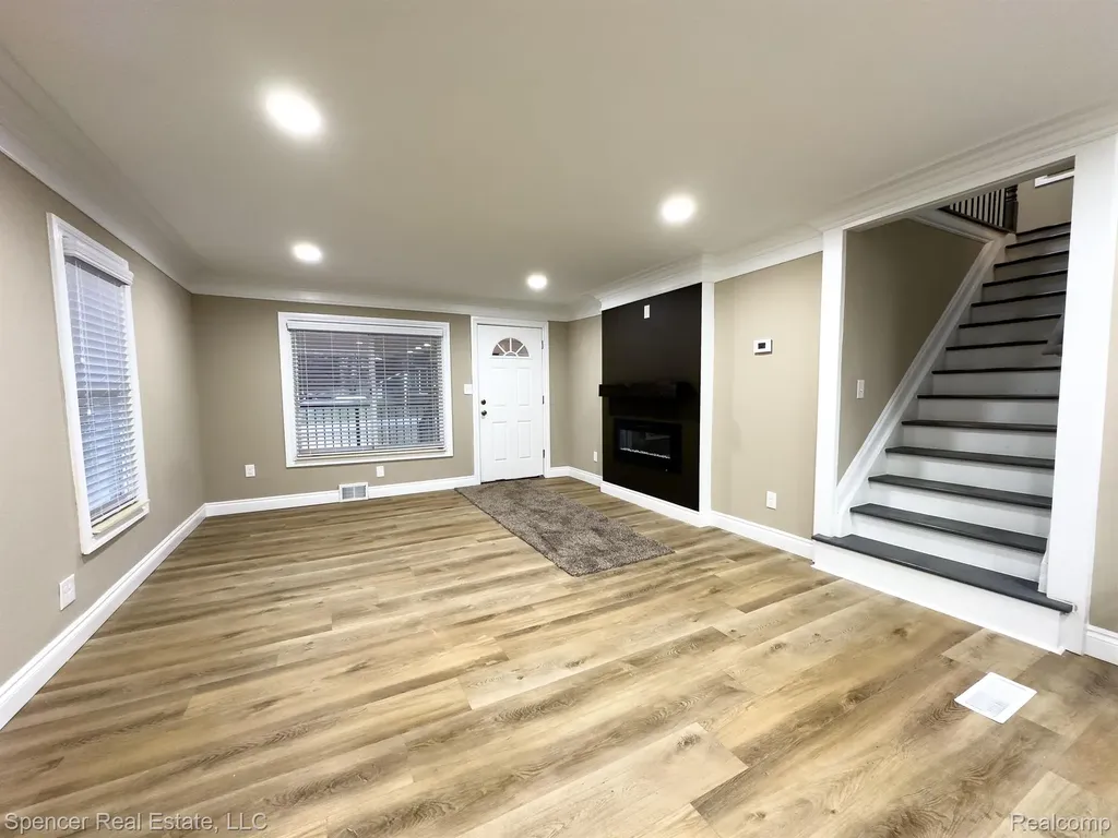 6596 Maple Drive Independence Charter Township MI 48346
