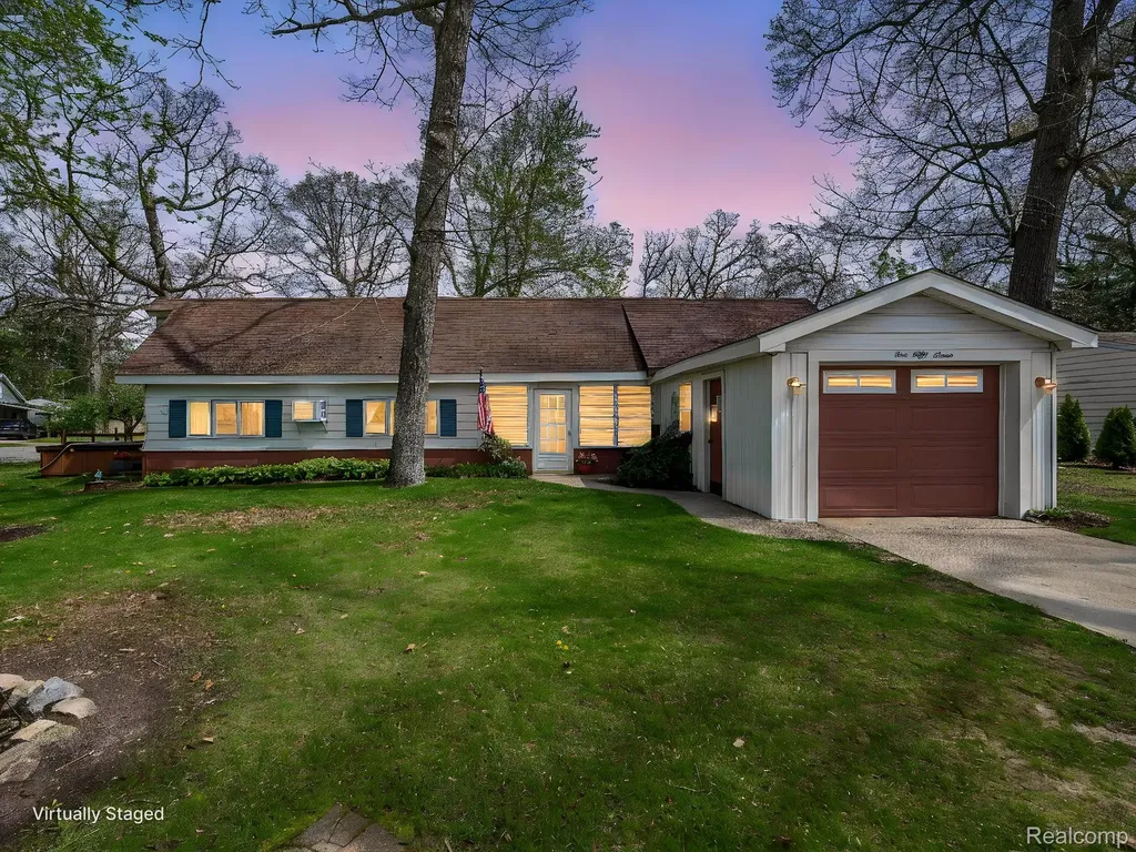 557 Alfred Street Columbia Township MI 49230