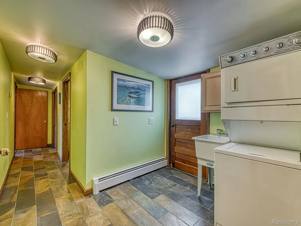 557 Alfred Street Columbia Township MI 49230