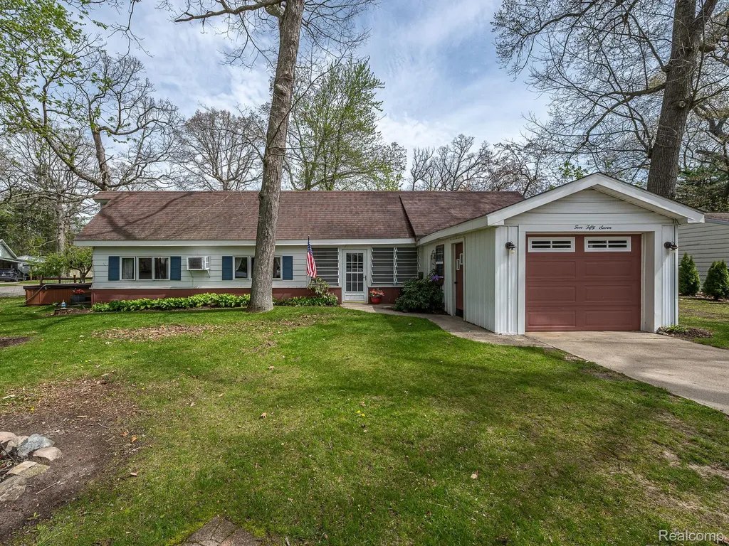 557 Alfred Street Columbia Township MI 49230