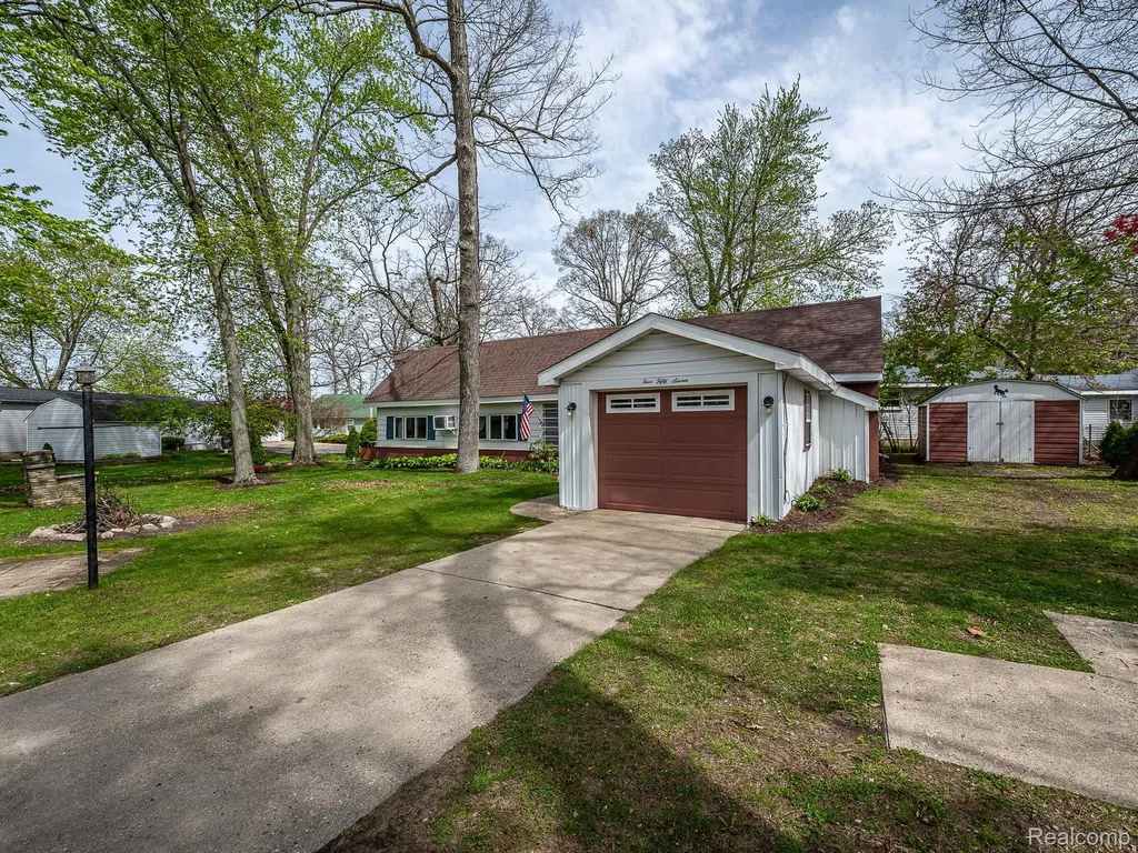 557 Alfred Street Columbia Township MI 49230