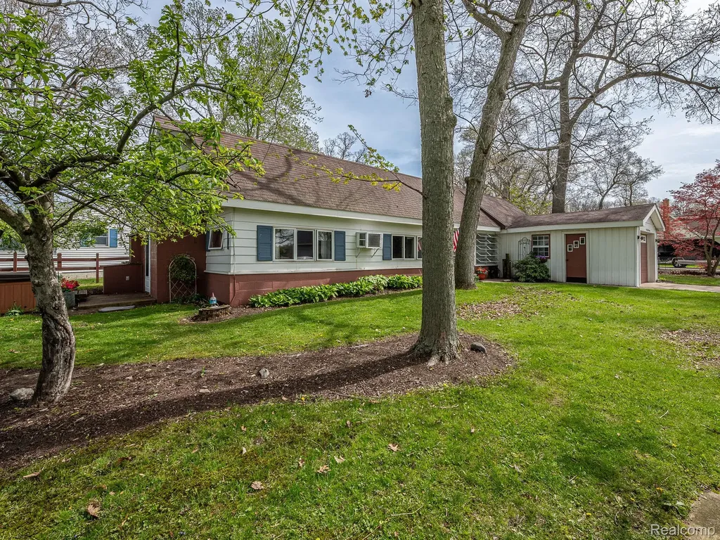 557 Alfred Street Columbia Township MI 49230