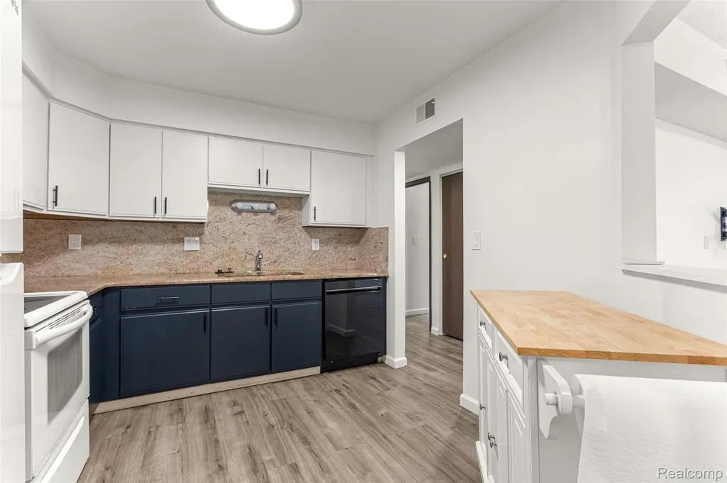 19623 Northridge Drive Northville City MI 48167