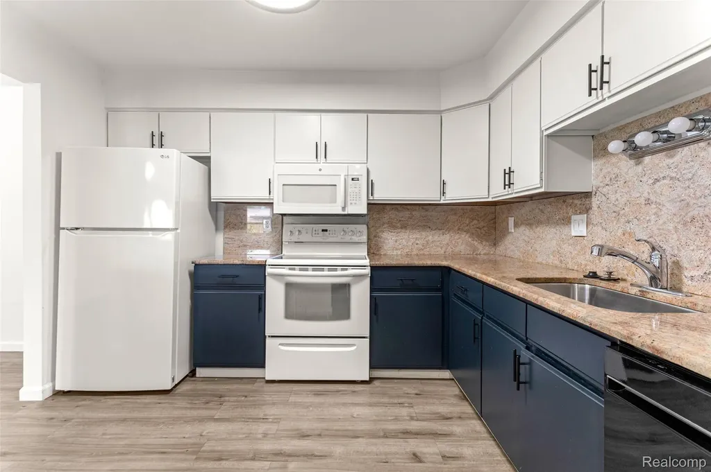 19623 Northridge Drive Northville City MI 48167