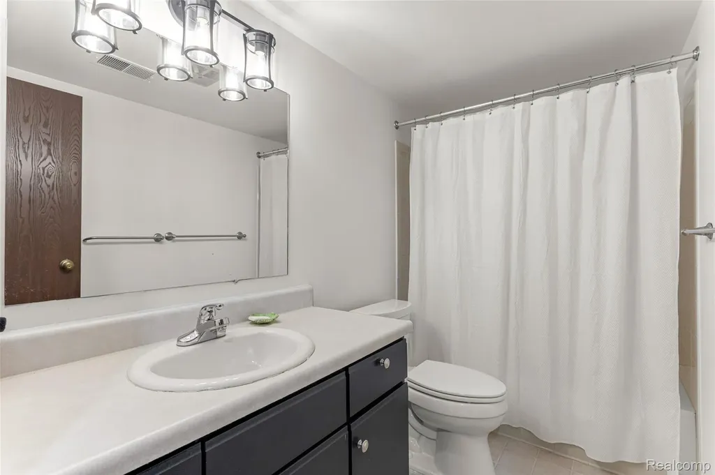 19623 Northridge Drive Northville City MI 48167