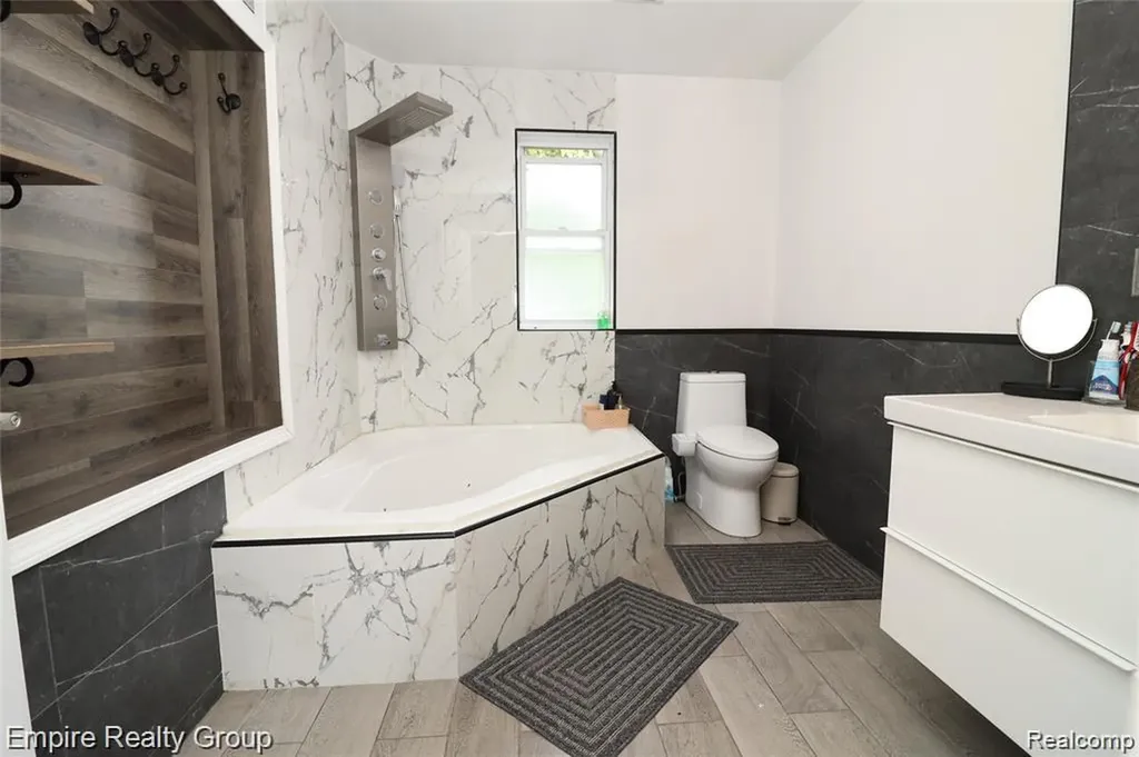 6932 Mead Street Dearborn City MI 48126