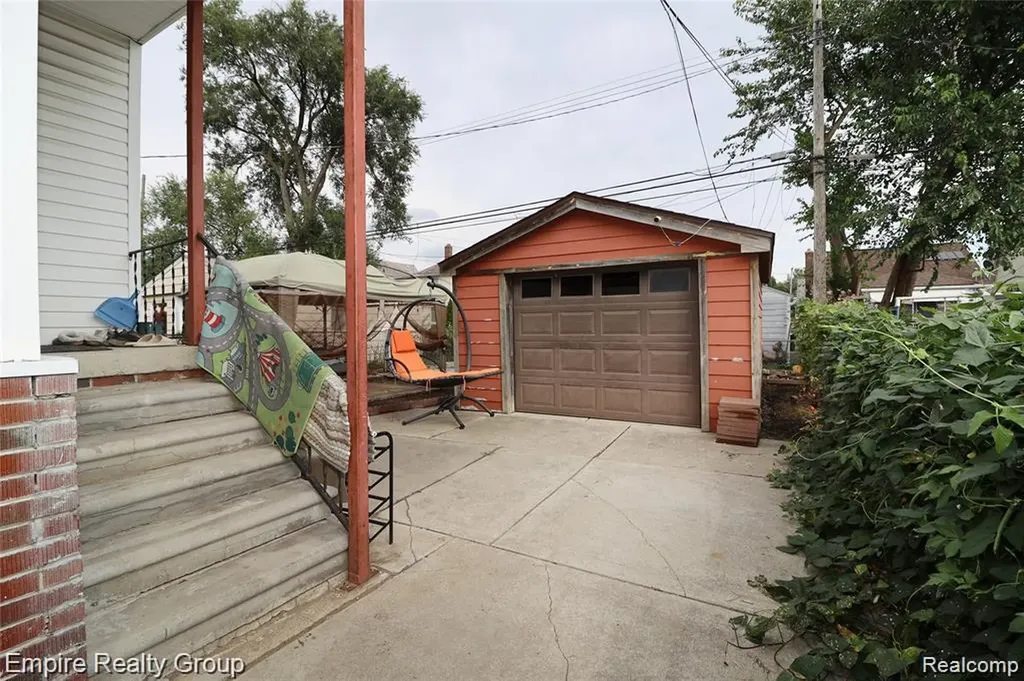 6932 Mead Street Dearborn City MI 48126