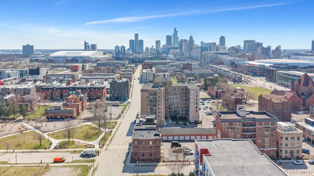 2915 John R Street Detroit City MI 48201