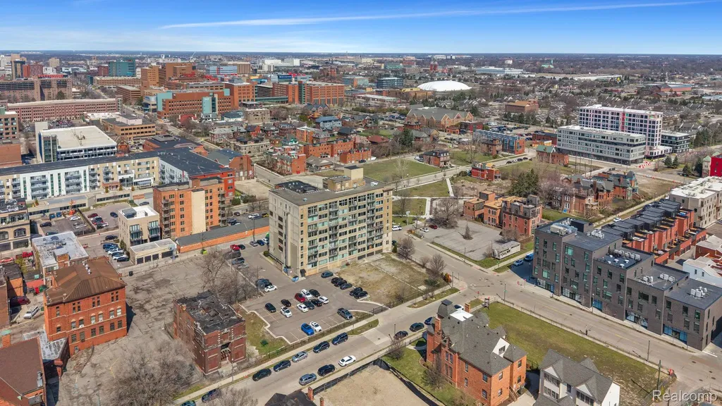 2915 John R Street Detroit City MI 48201