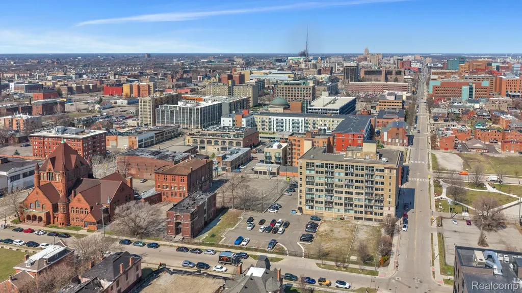 2915 John R Street Detroit City MI 48201