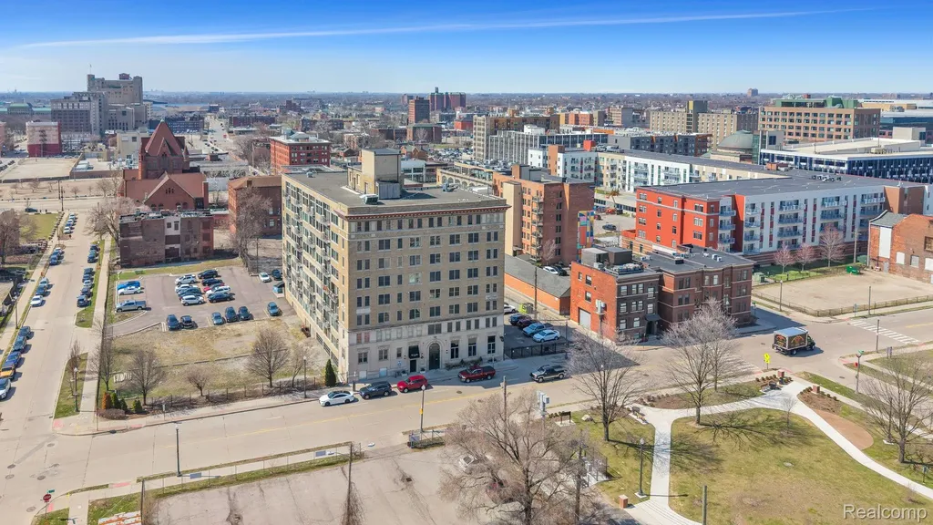 2915 John R Street Detroit City MI 48201