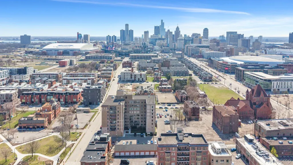 2915 John R Street Detroit City MI 48201