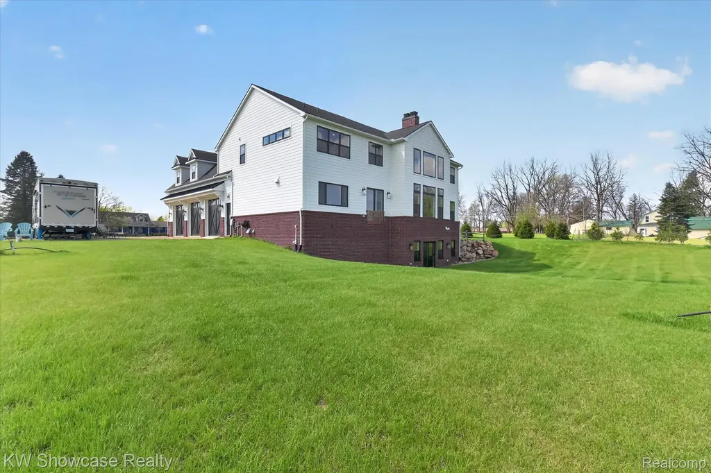 1881 Reidsview Drive White Lake Charter Township MI 48383