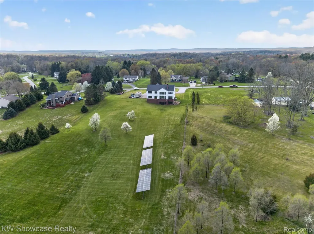 1881 Reidsview Drive White Lake Charter Township MI 48383