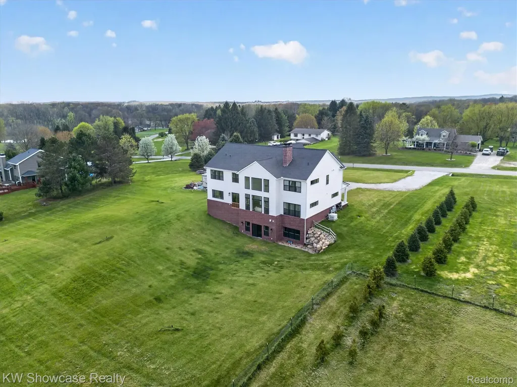 1881 Reidsview Drive White Lake Charter Township MI 48383