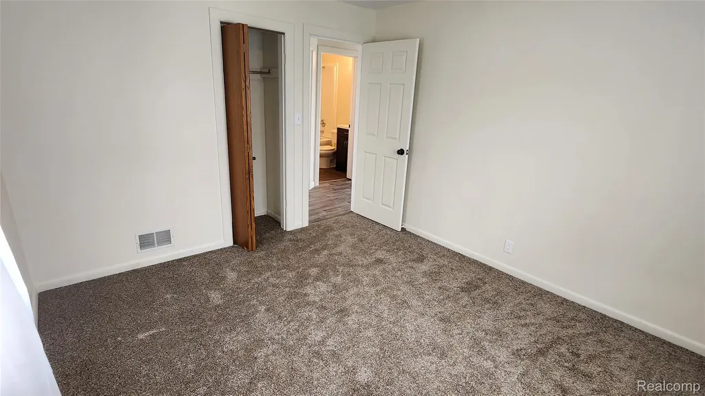 1233 W Coldwater Road Mt. Morris Township MI 48505