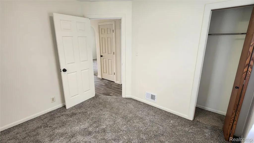 1233 W Coldwater Road Mt. Morris Township MI 48505