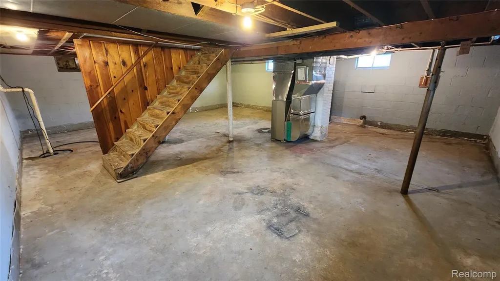1233 W Coldwater Road Mt. Morris Township MI 48505