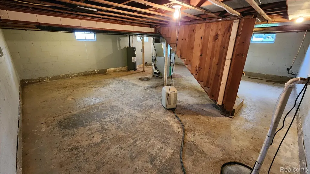 1233 W Coldwater Road Mt. Morris Township MI 48505