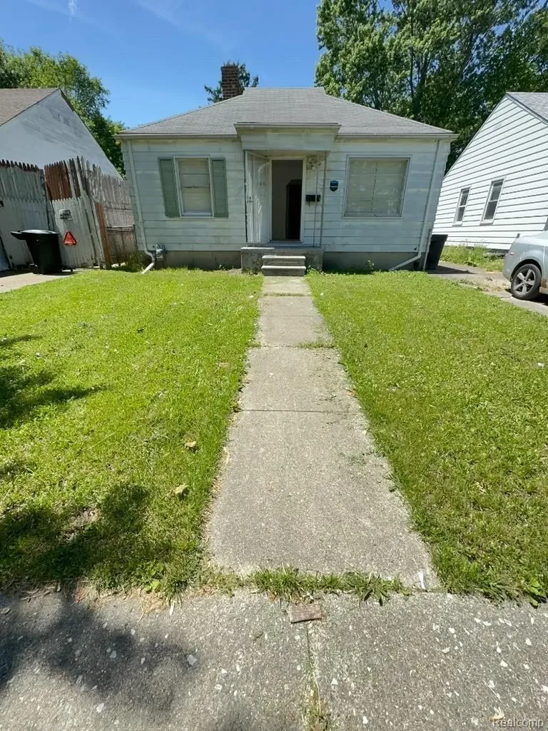 8647 Stout Street Detroit City MI 48228