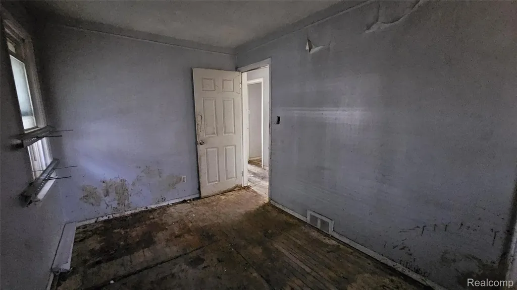 19783 Annott Street Detroit City MI 48205