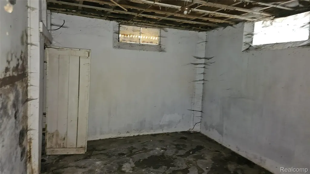 19783 Annott Street Detroit City MI 48205