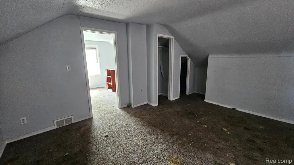 19783 Annott Street Detroit City MI 48205