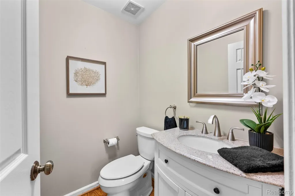 1204 S Timberview Trail Bloomfield Hills City MI 48304