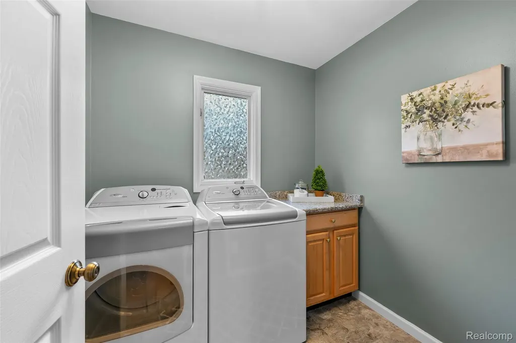 1204 S Timberview Trail Bloomfield Hills City MI 48304