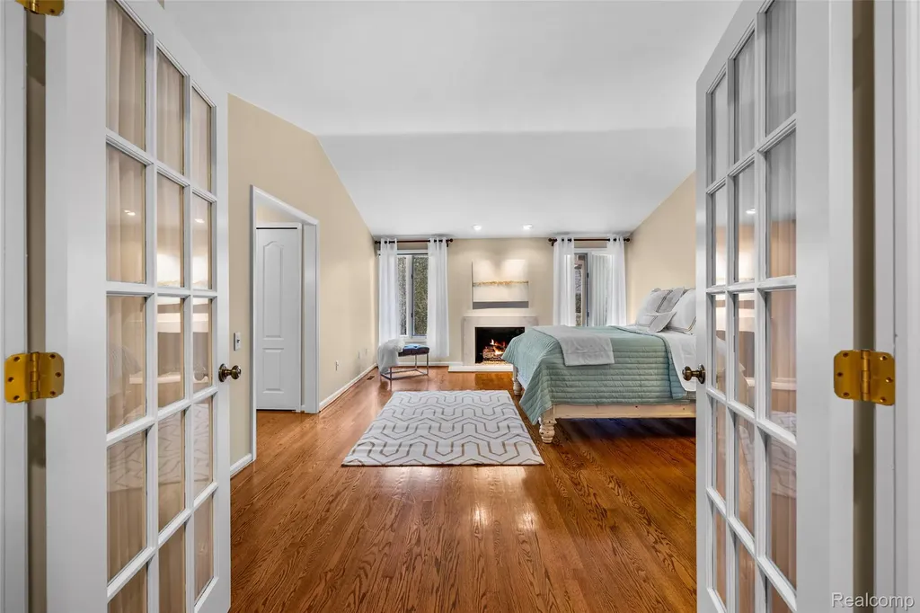 1204 S Timberview Trail Bloomfield Hills City MI 48304