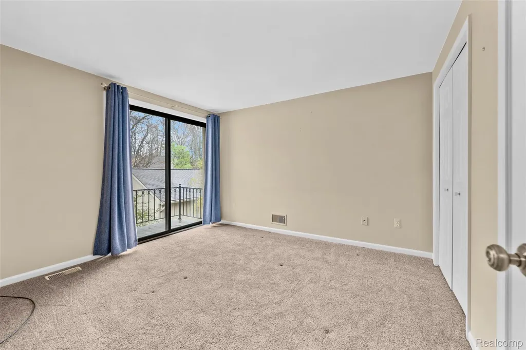 1204 S Timberview Trail Bloomfield Hills City MI 48304