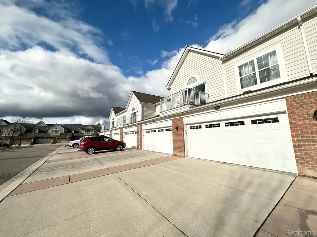 1216 Orchid Circle Canton Charter Township MI 48187